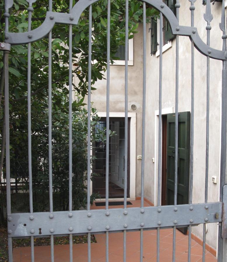 Corte Roveggia - Monolocale Picasso Verona Eksteriør bilde